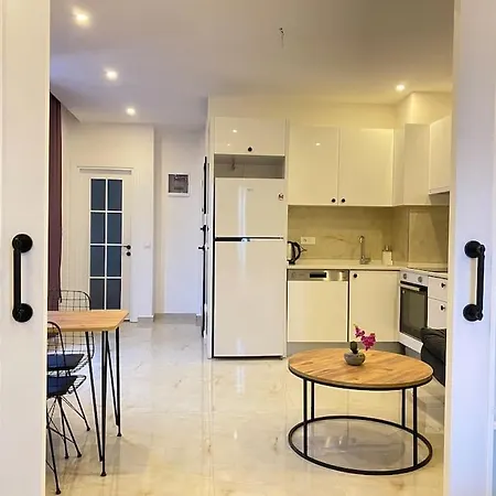 Rose 7 * ألانيا